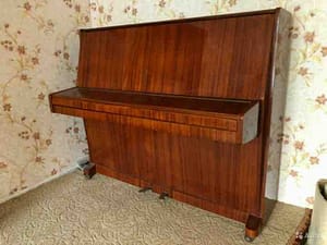 старое пианино на вынос